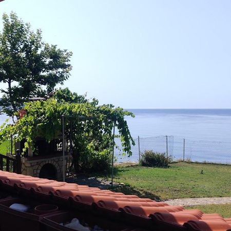 Sea Esta Holiday Home Nea Skioni Exterior foto